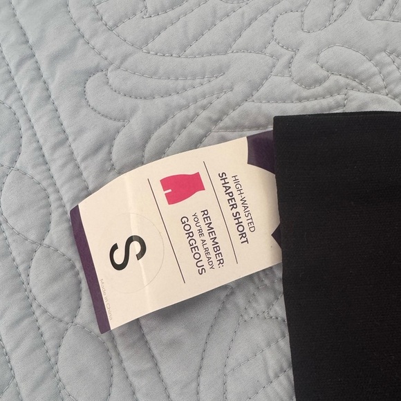 NWT Small Black Shapewear Shorts - Empetua - Picture 2 of 4